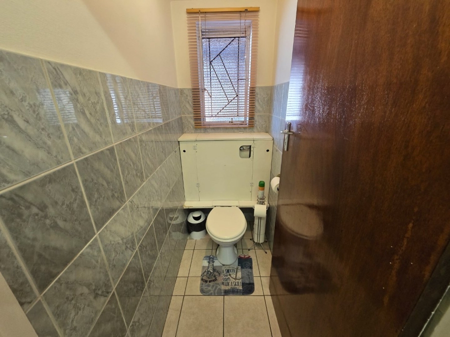 3 Bedroom Property for Sale in Primrose Park Western Cape
